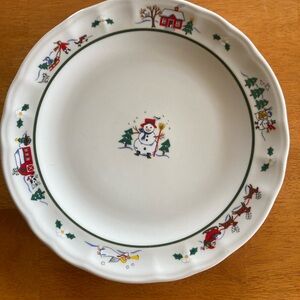 Pair of 2 Vintage Pfaltzgraff  Snow Village 10 7/8” Holiday Dinner Plates EUC